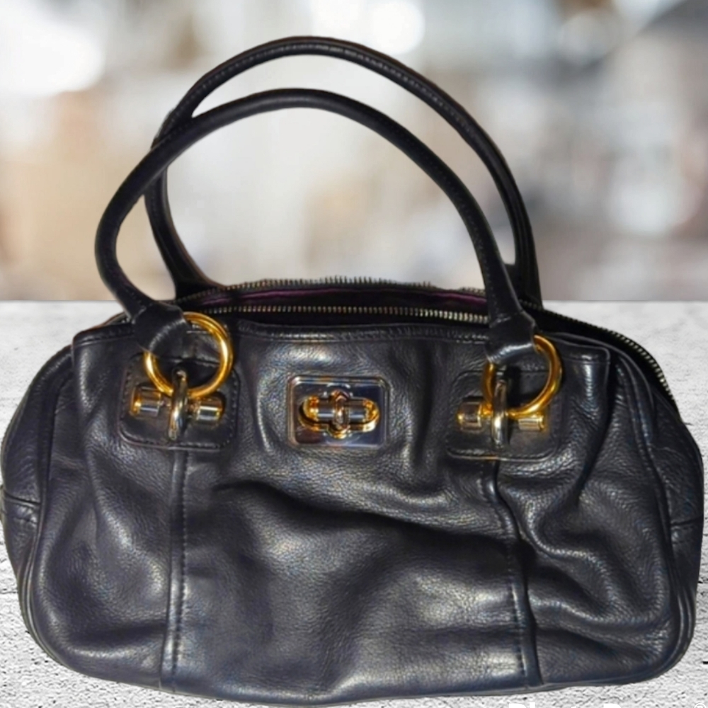 B.MAKOWSKY Genuine LEATHER purse! Beautiful purple lining. Classic Vintage Bag!